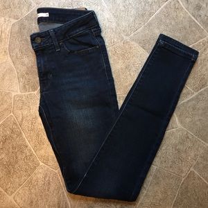 Levi’s 711 Skinny Jeans